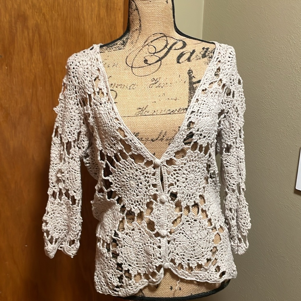 Newport News Cream Crochet Openwork Sweater Shrug